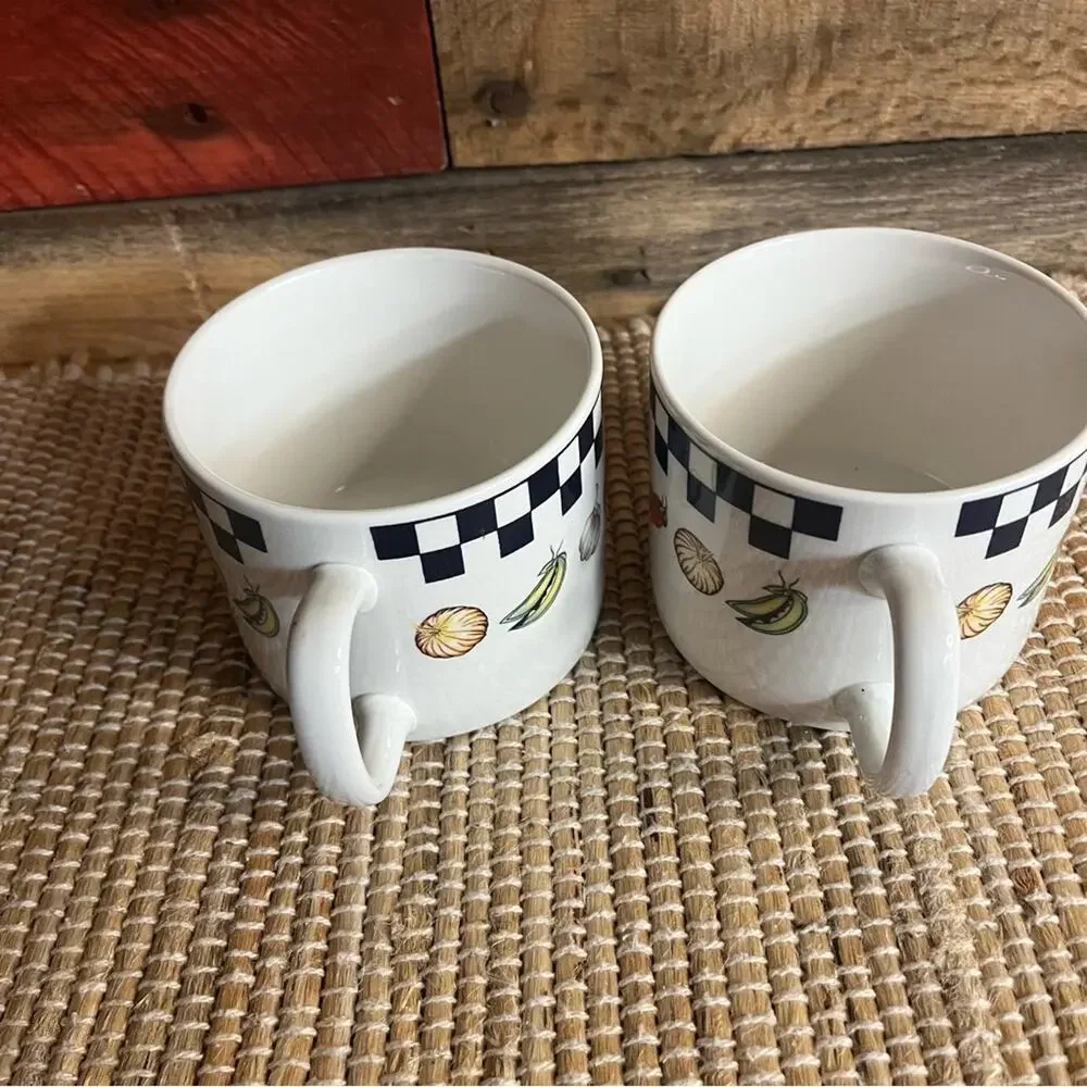 Campbell’s 1997 Set Of 2 Mugs‎